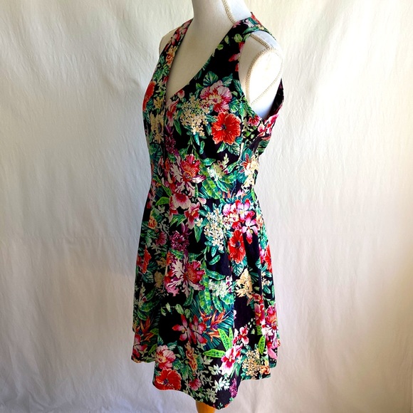 Dangerfield Floral Print Fit & Flare Skater Dress Sz 14 - Picture 2 of 10